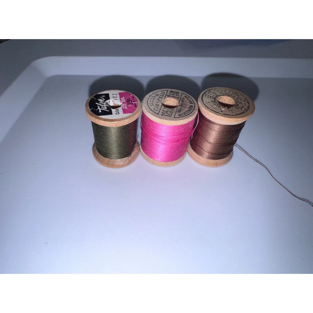 Vintage Sewing Thread Lot J.P. Coats Molnlycke Gutermann Wood Spools MixedColors